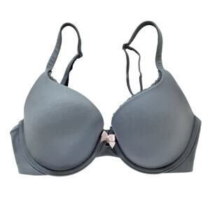 Victorias Secret Body Perfect Shape Bra 32D Underwire Padded Adjustable Strap